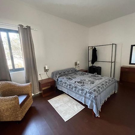 Tia Nita Apartamentos Mindelo Esterno foto