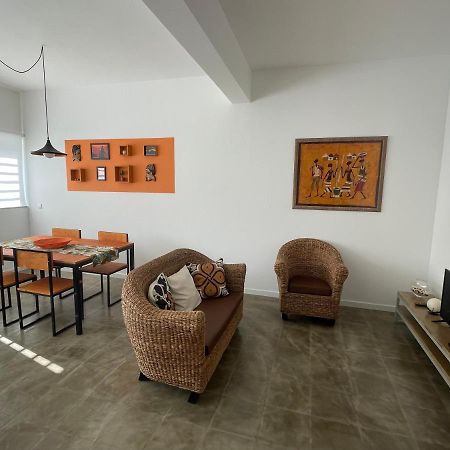Tia Nita Apartamentos Mindelo Esterno foto