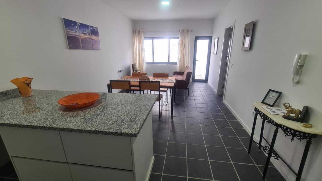 Tia Nita Apartamentos Mindelo Esterno foto